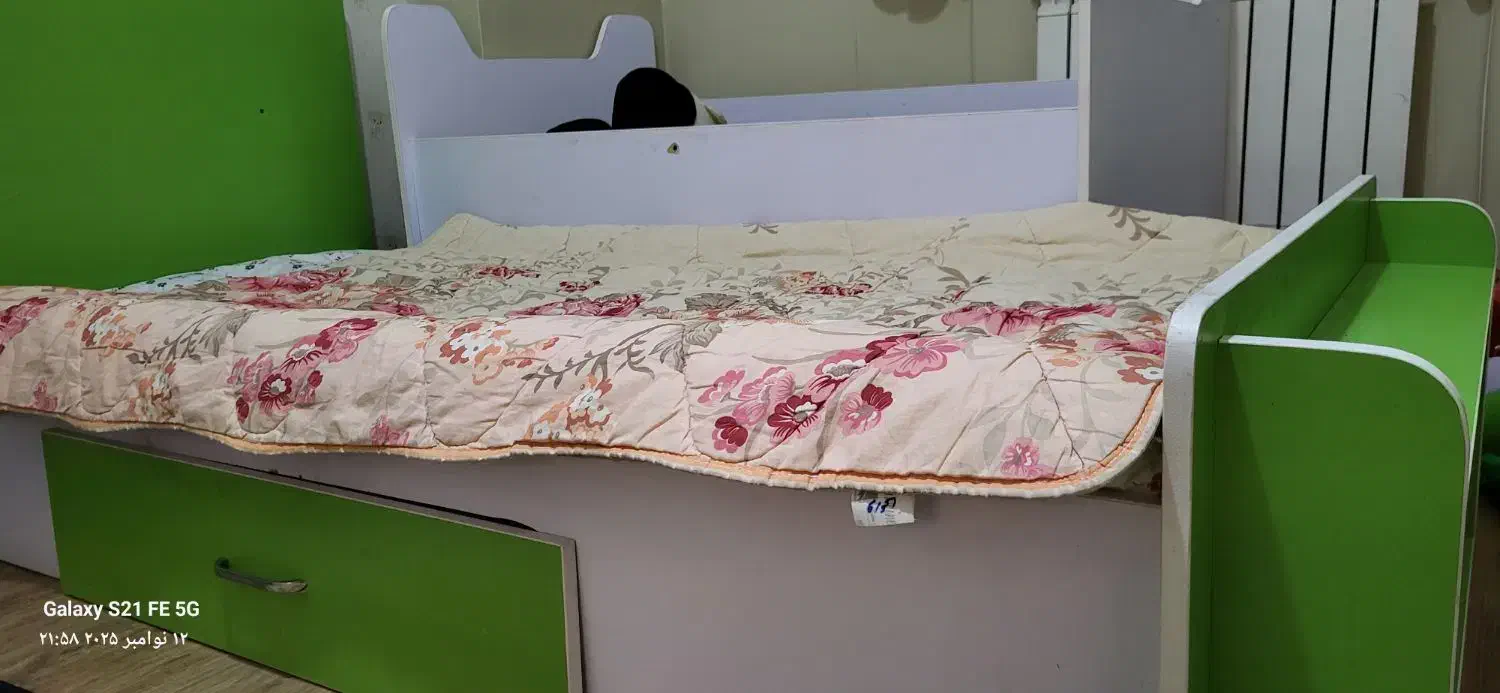تخت و خواب|تخت و صندلی بچه|سنندج, |دیوار