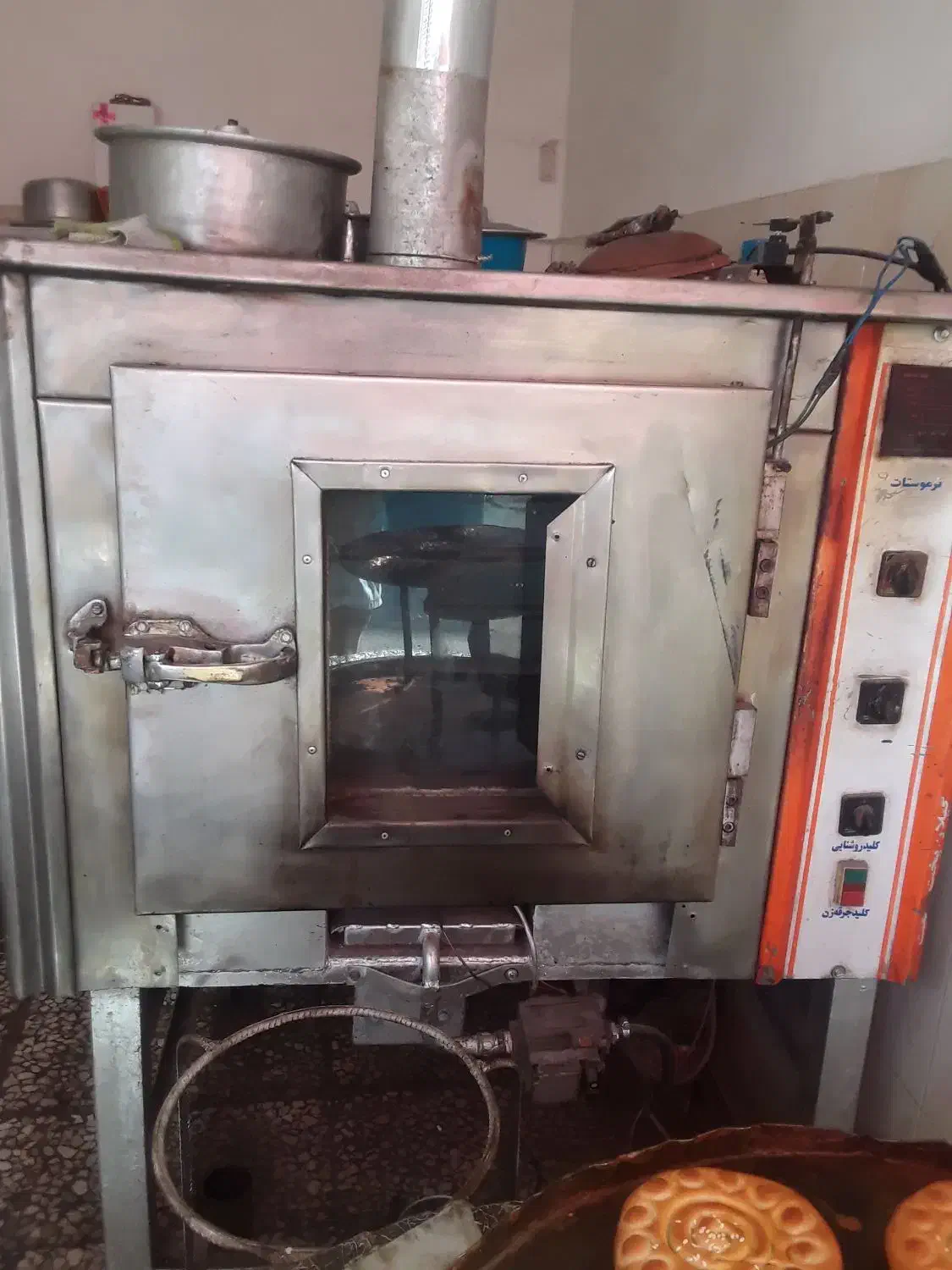 فر کلوچه|اجاق گاز و لوازم برقی پخت‌وپز|رشت, پیرکلاچای|دیوار