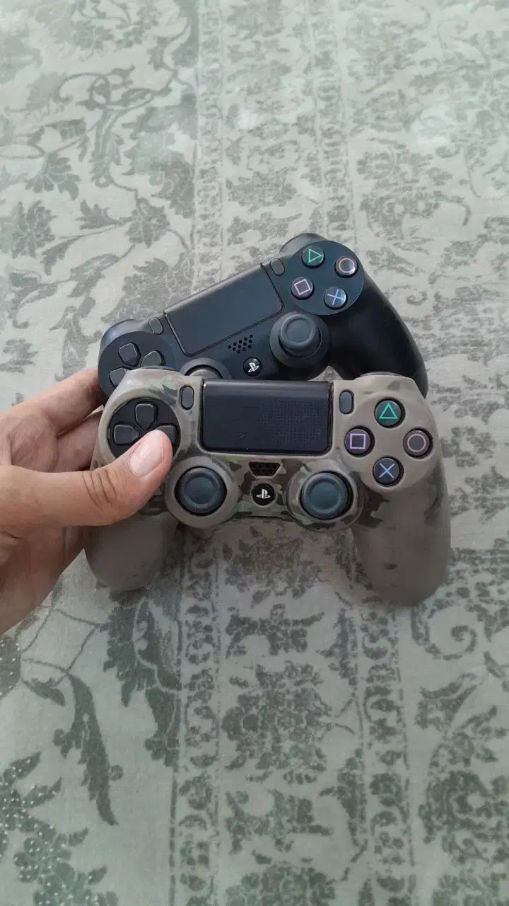 PS4اسلیم ۶۰ عدد بازی یک ترا دو دسته|کنسول، بازی ویدئویی و آنلاین|قم, شاه سید علی|دیوار