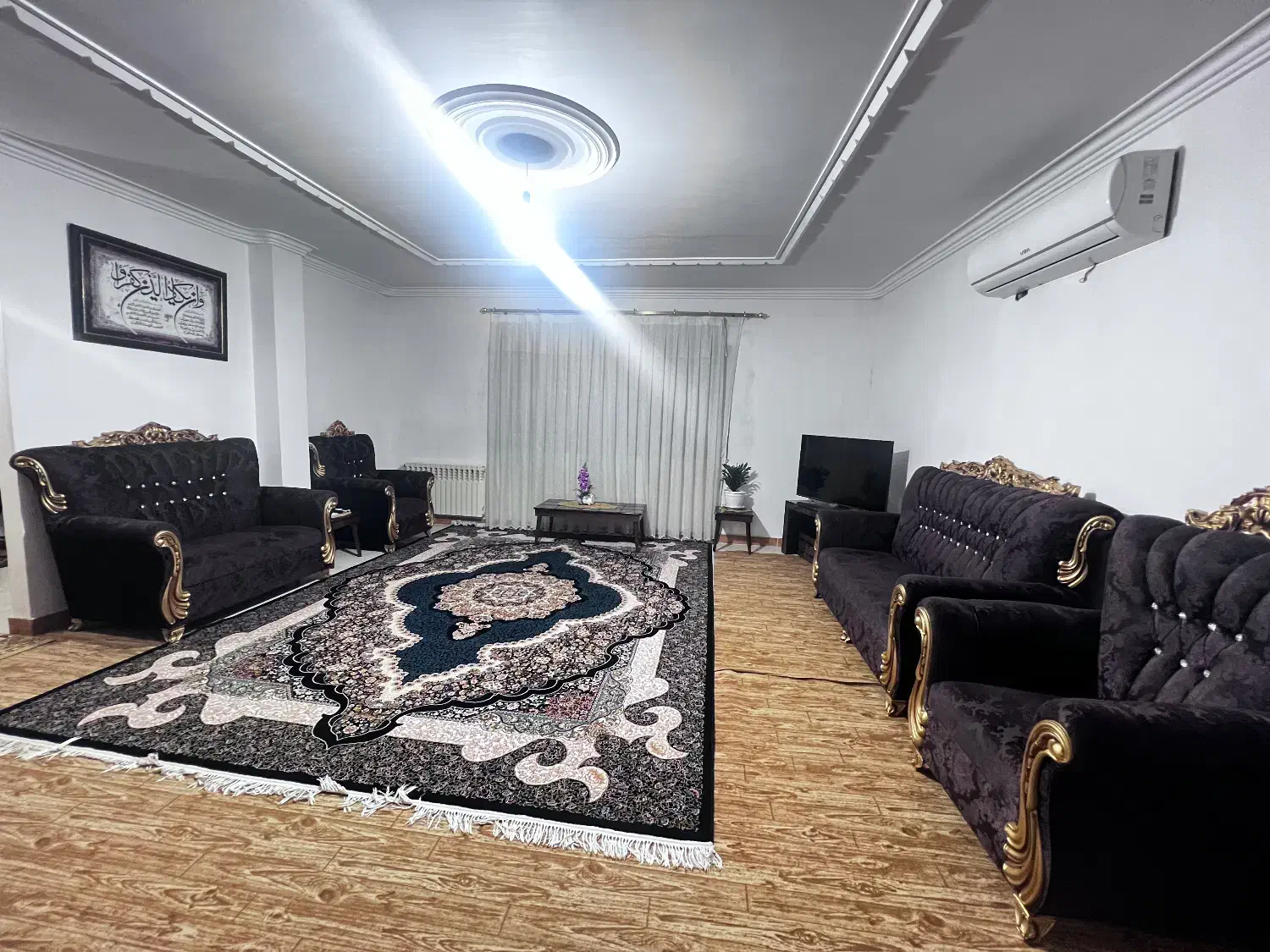 آپارتمان ۸۶متری با پارکینگ اختصاصی|اجارهٔ آپارتمان|صومعه‌سرا, |دیوار