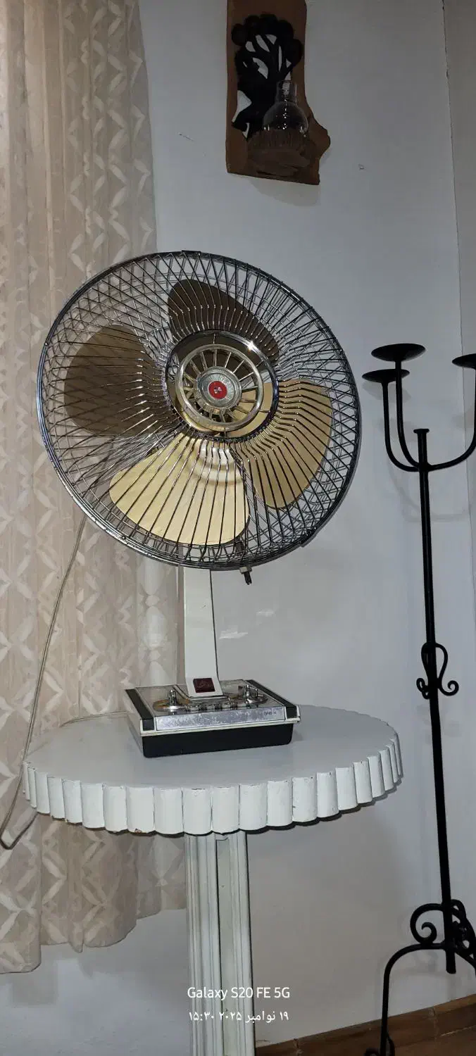 پنکه میتسوبیشی ژاپن قدیمی سالم|پنکه و تصفیه‌کنندهٔ هوا|تهران, هروی|دیوار