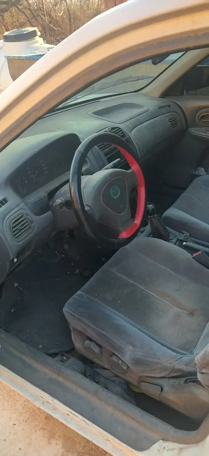 یک دستگاه خودرو مزدا ۳۲۳|خودرو سواری و وانت|چترود, |دیوار