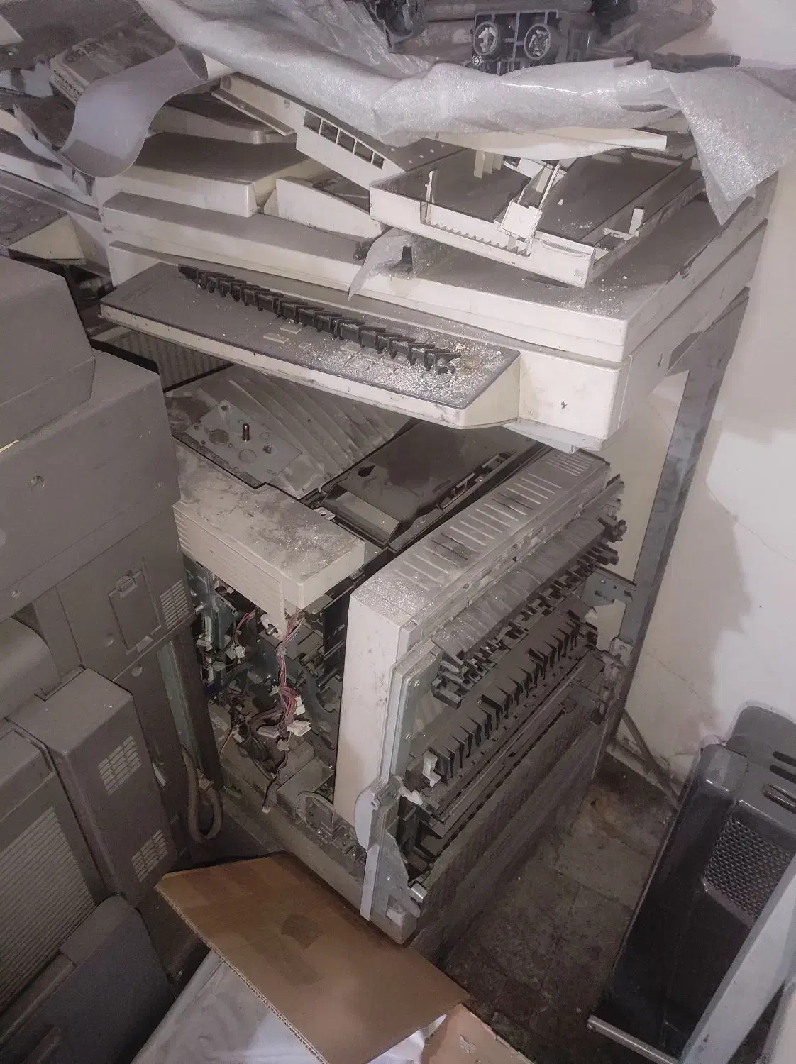 دستگاه کپی و پرینتر|پرینتر، اسکنر، کپی، فکس|رباط‌کریم, رباط‌کریم|دیوار