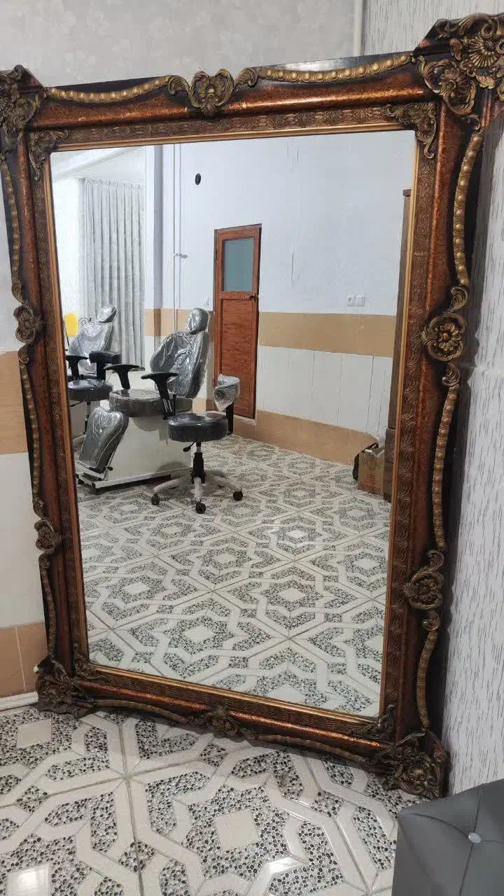 آینه قاب چوبی منبت|آینه|قم, شهرک امام حسن|دیوار