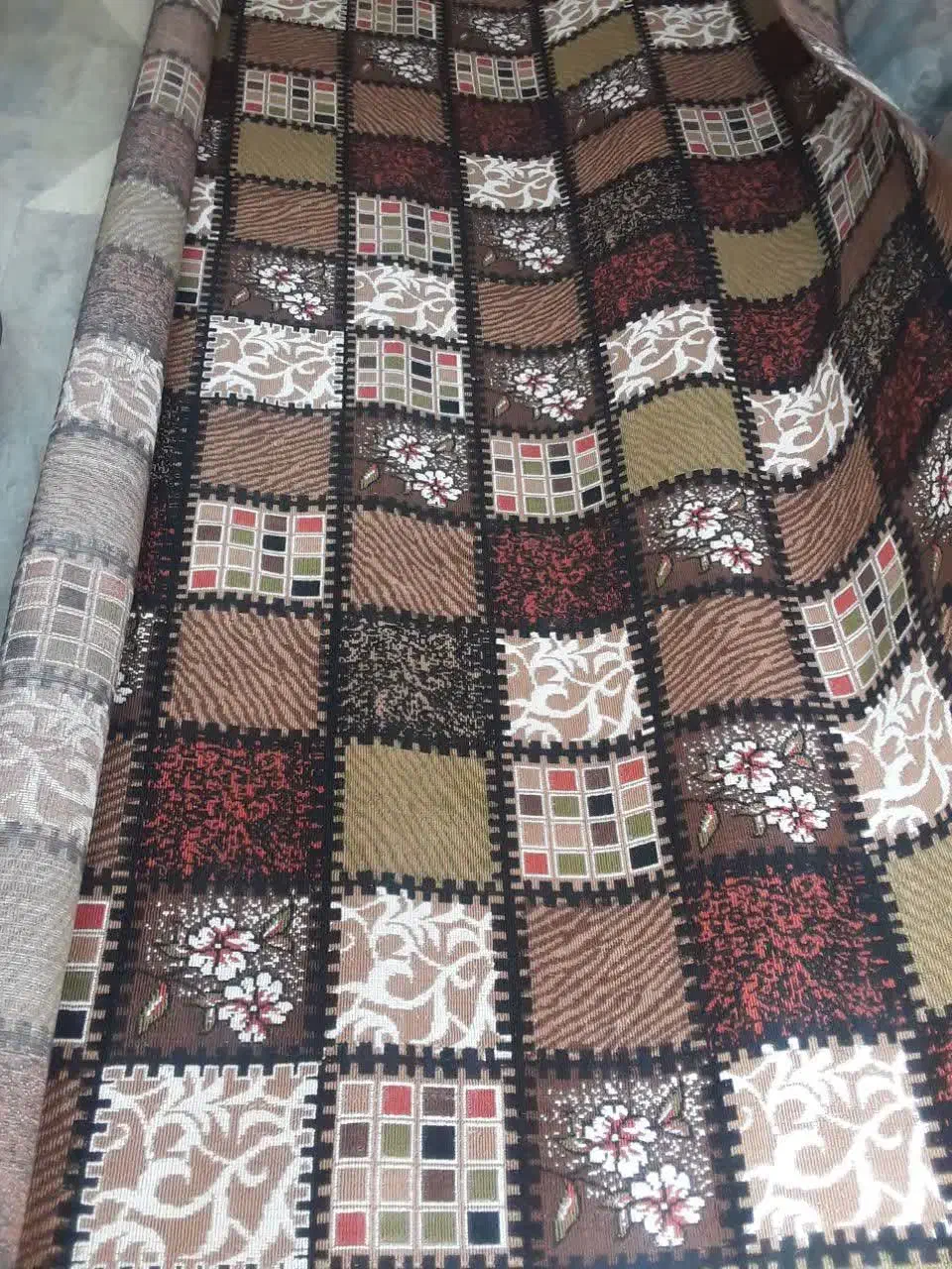 گلیم . فرشینه|گلیم، جاجیم، گبه|کاشان, آیت الله سعیدی|دیوار