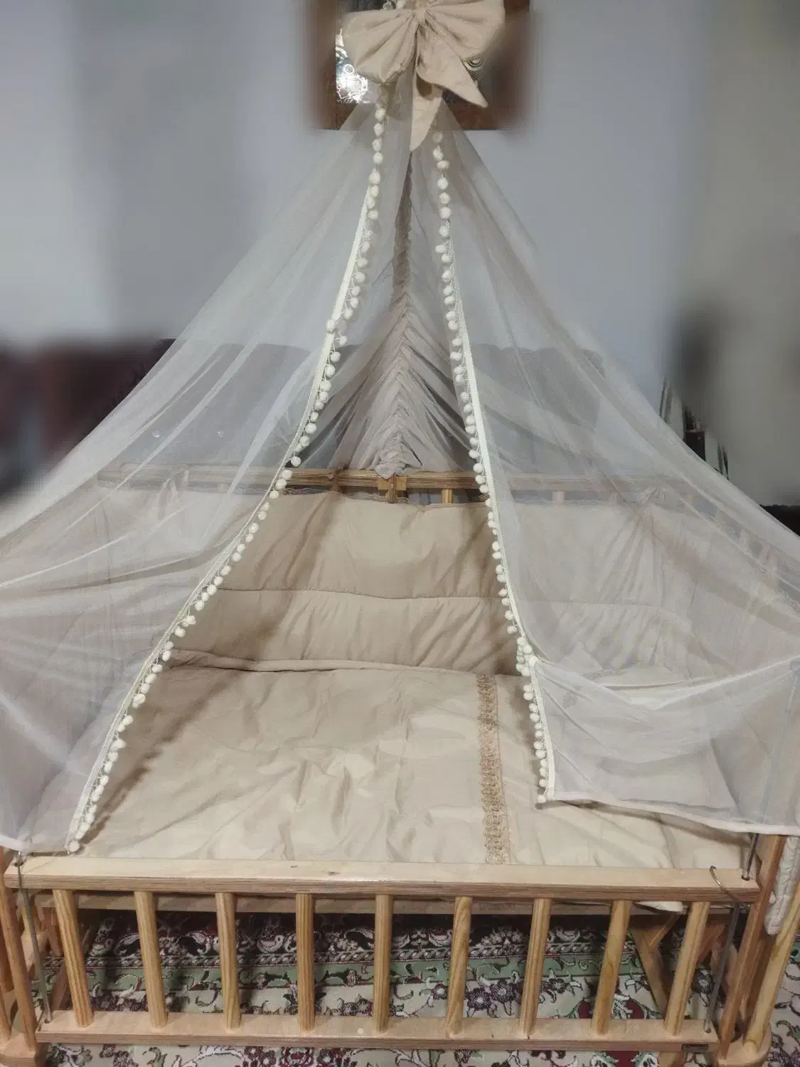 گهواره|تخت و صندلی بچه|پاکدشت, حصار امیر|دیوار