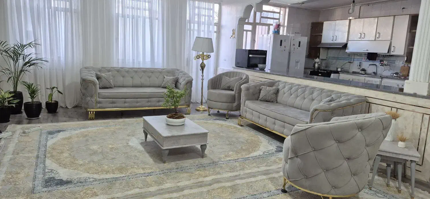 یک دست مبل ۸ نفره درحد نو با جلو مبلیش|مبلمان خانگی و میز عسلی|خرمآباد, |دیوار