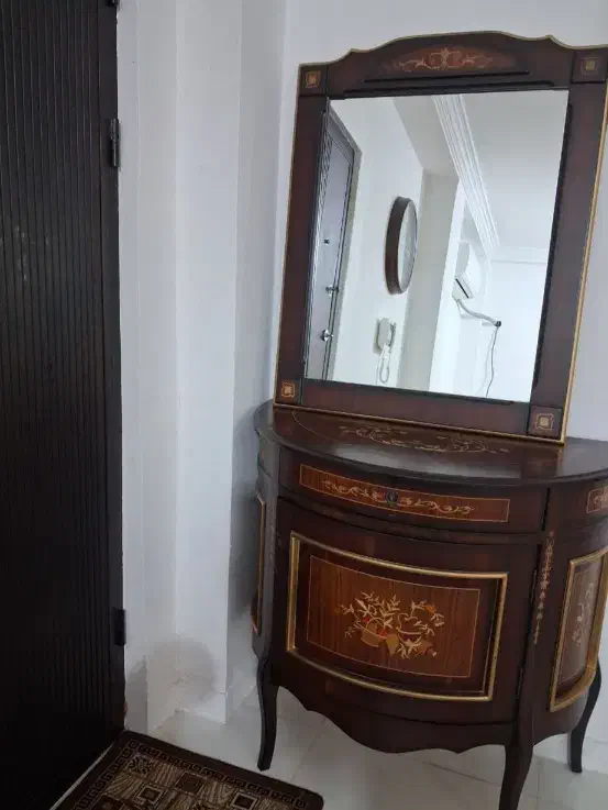 کنسول کلاسیک|بوفه، ویترین، کنسول|گرگان, |دیوار