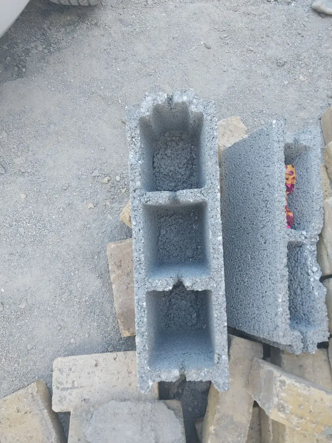 استخدام بلوک زن در هرسین|استخدام معماری، عمران و ساختمانی|هرسین, |دیوار