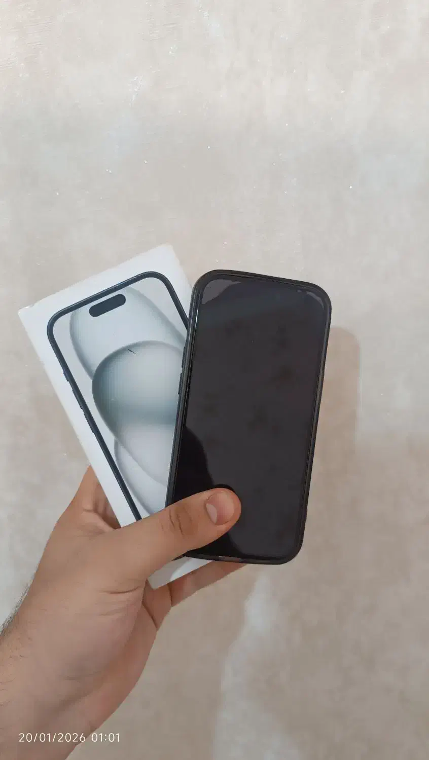 آیفون 15نرمال آک|موبایل|اصفهان, برازنده|دیوار