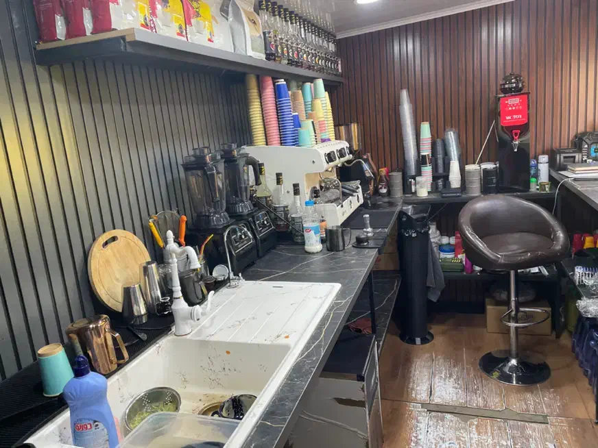 دو عدد کانکس کافه و فست فود با تمامی تجهیزات|کافی‌شاپ و رستوران|رودهن, |دیوار