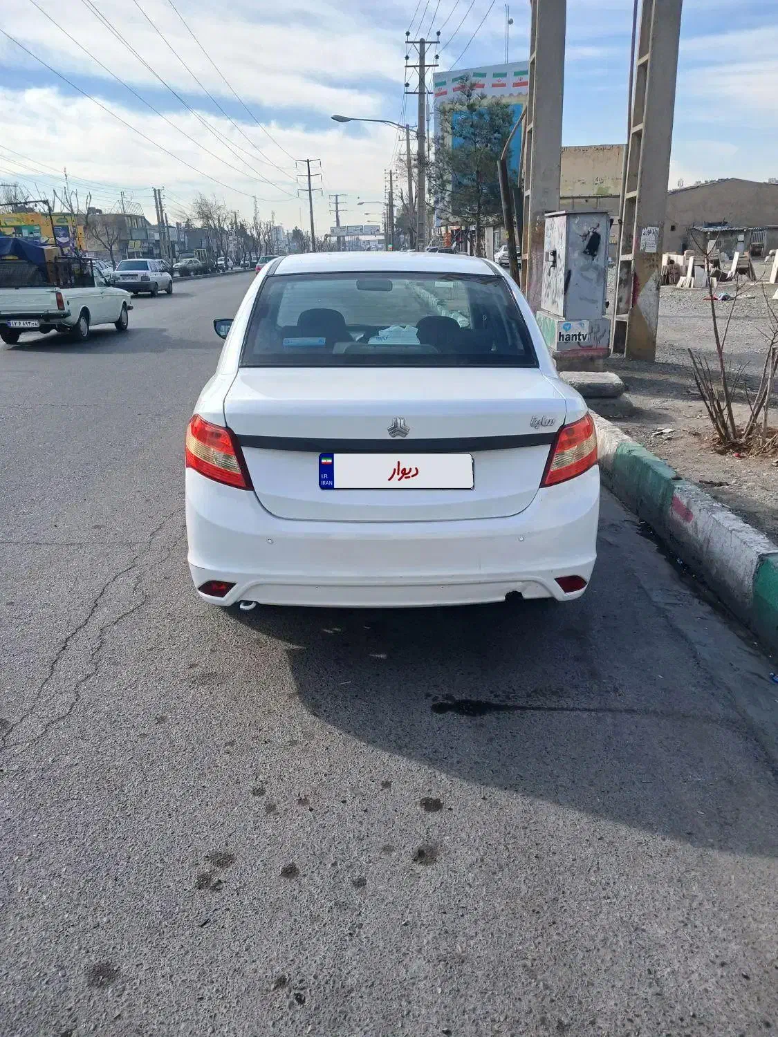 ساینا ۹۸|خودرو سواری و وانت|ملارد, |دیوار