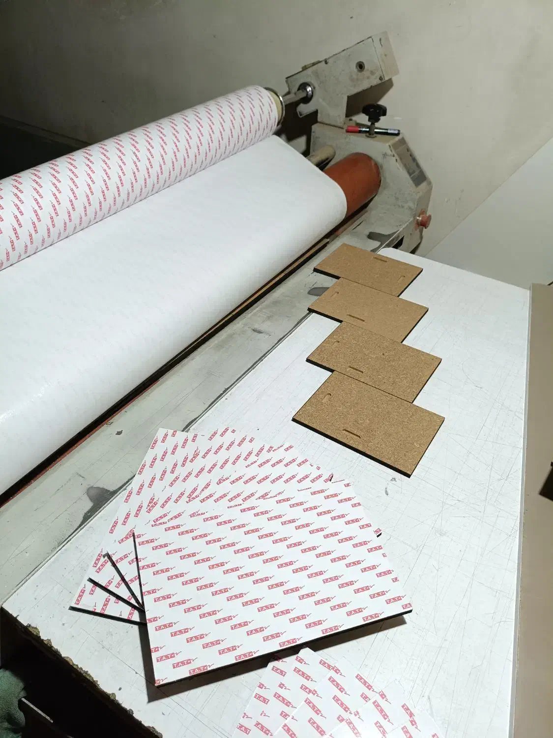 تخته شاسی عکس(تولید و توزیع)|عمدهفروشی|مشهد, خین عرب|دیوار