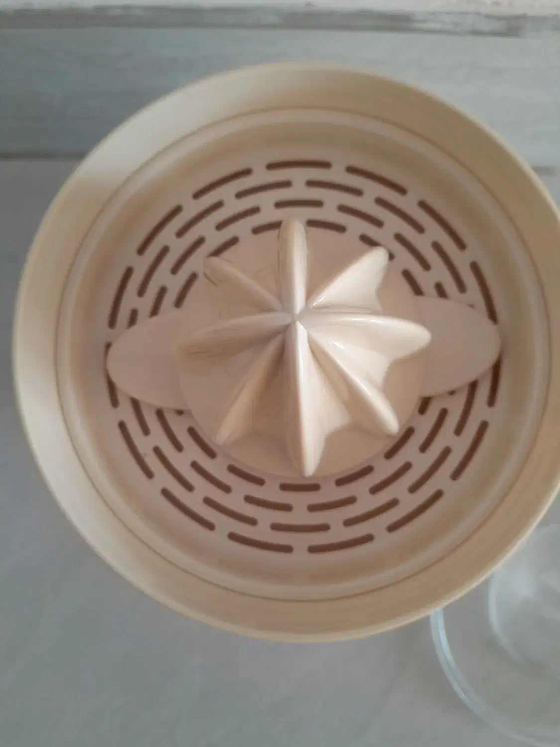 گوشکوب برقی تفال وآب مرکبات گیر پارس|آبمیوه‌گیر و آب‌مرکبات‌گیر|بروجرد, |دیوار