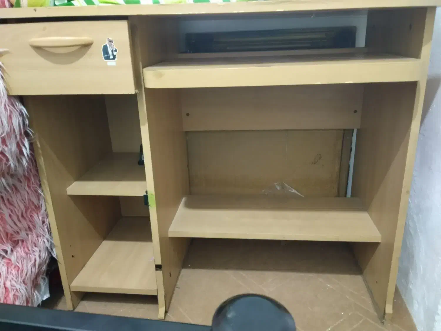 میز|میز تحریر و کامپیوتر|اهواز, شهرک دانشگاه|دیوار