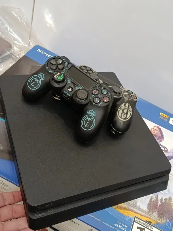 ps4 slim 1 tra|کنسول، بازی ویدئویی و آنلاین|اردبیل, |دیوار