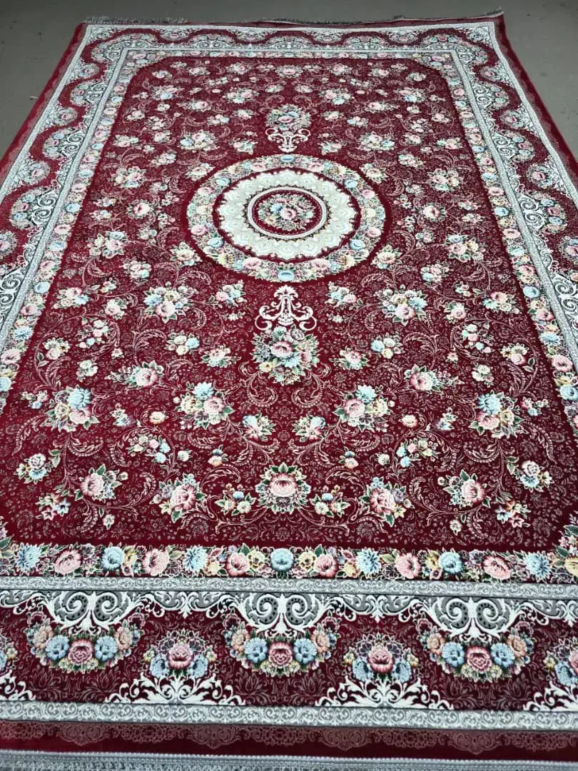 فروش انواع فرش و گلیم و فرشینه و رو فرشی|فرش|قزوین, |دیوار