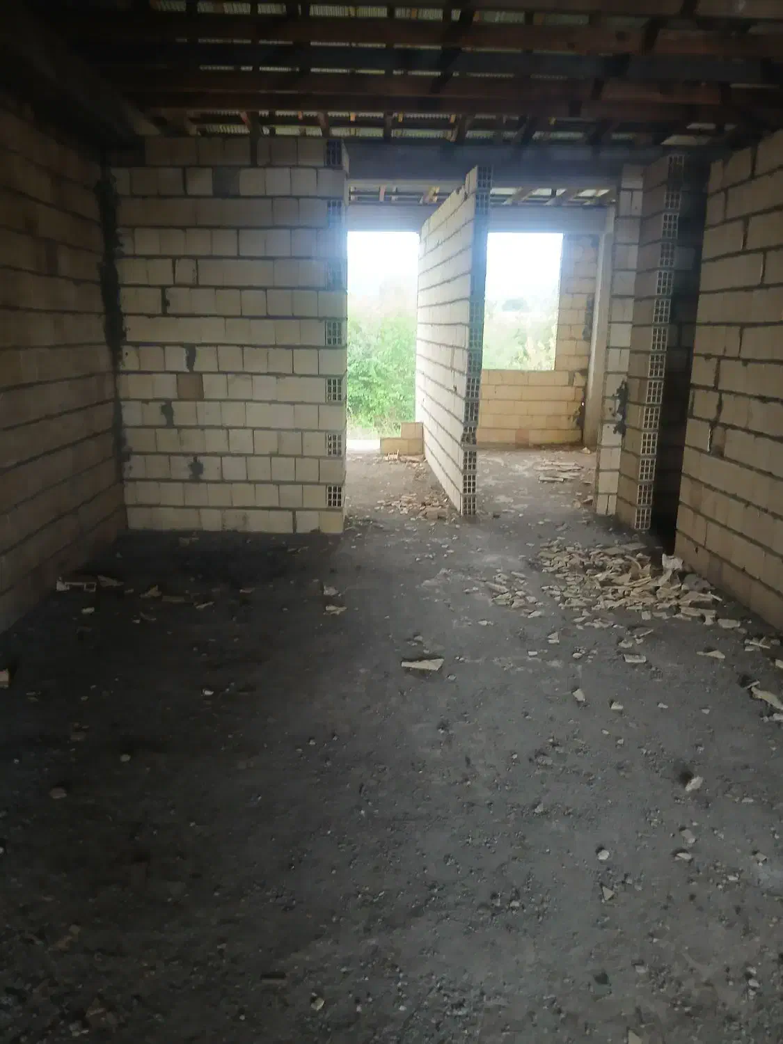 فروش واحد نیمه تعمیر|فروش آپارتمان|املش, |دیوار