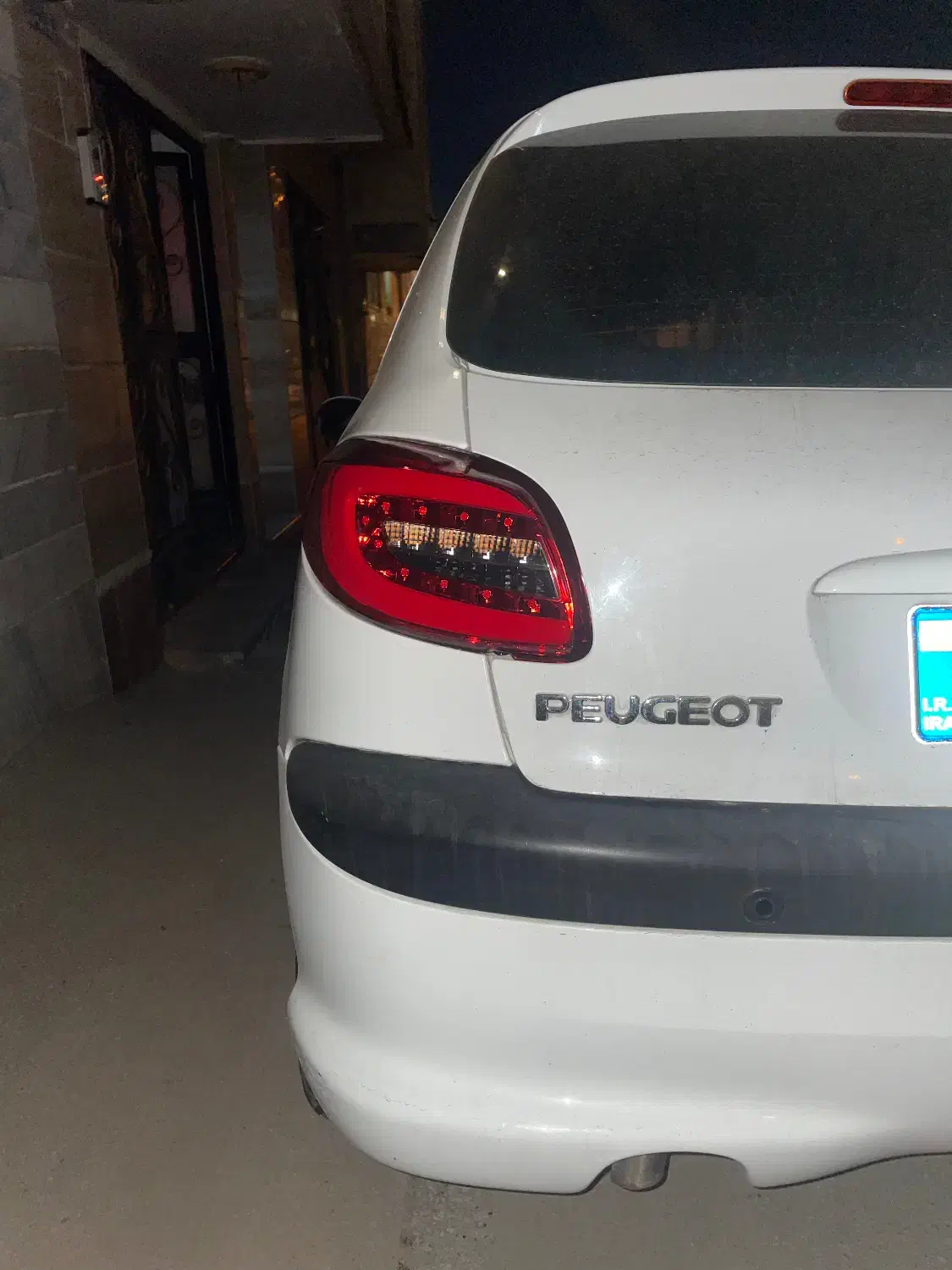 چراغ ۲۰۷ نو|قطعات یدکی و لوازم جانبی|ملایر, |دیوار