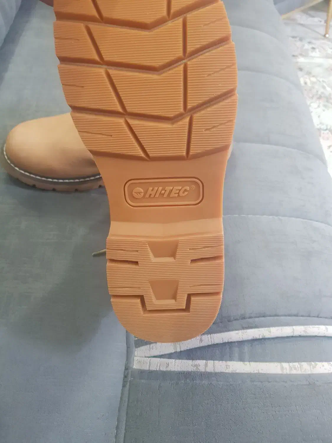 نیم پوتین|کیف، کفش، کمربند|سنندج, |دیوار