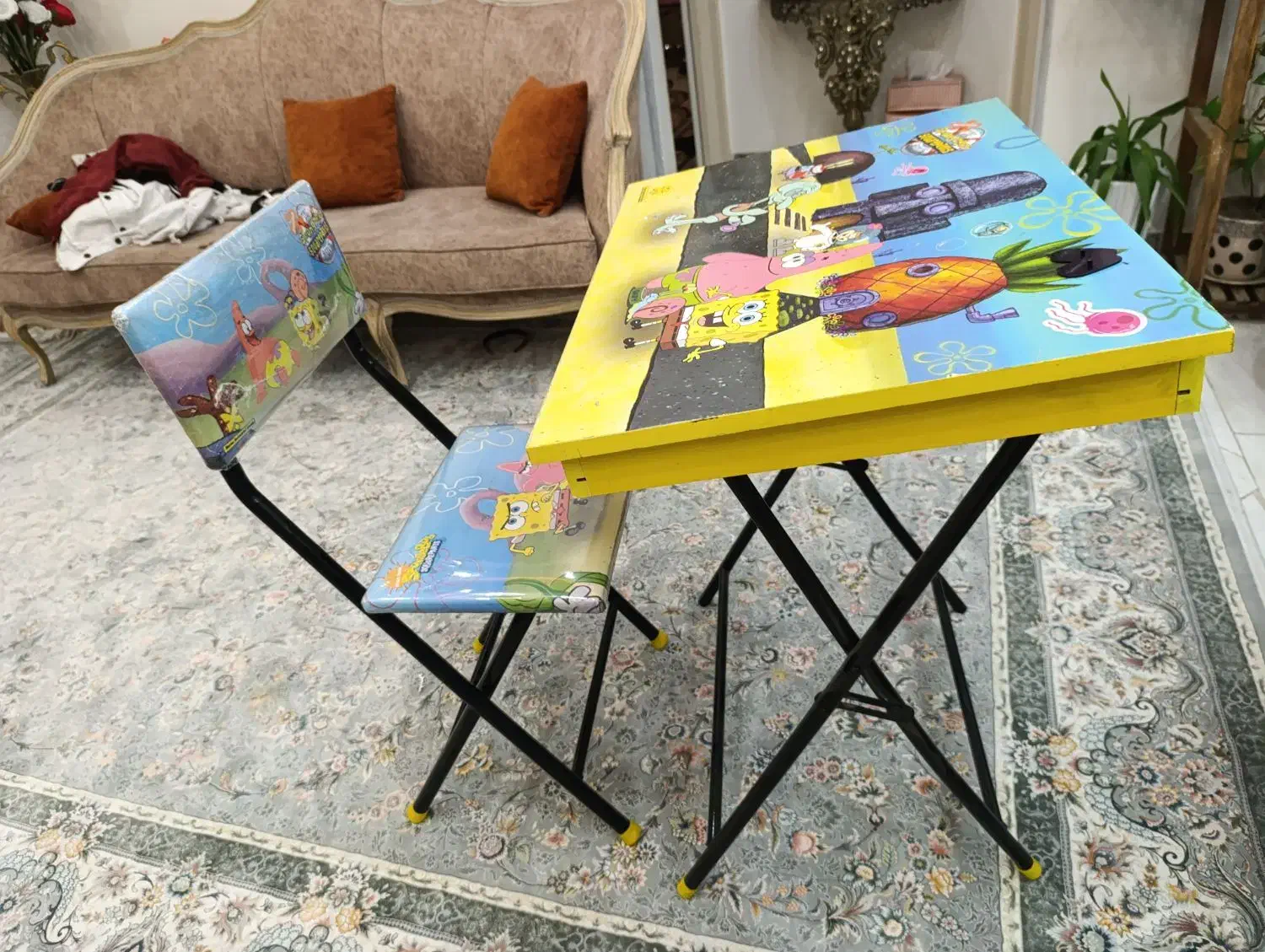 میز مطالعه|میز تحریر و کامپیوتر|اندیشه, اندیشه فاز ۱|دیوار