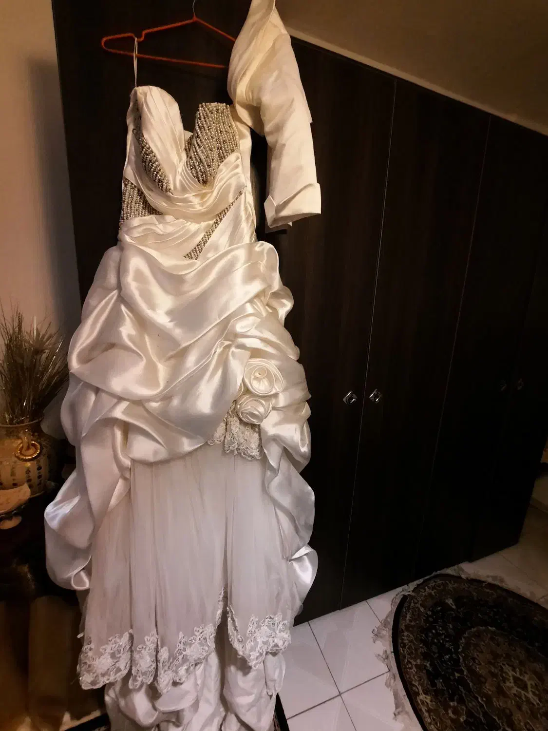 لباس عروس|لباس|تهران, دستغیب|دیوار