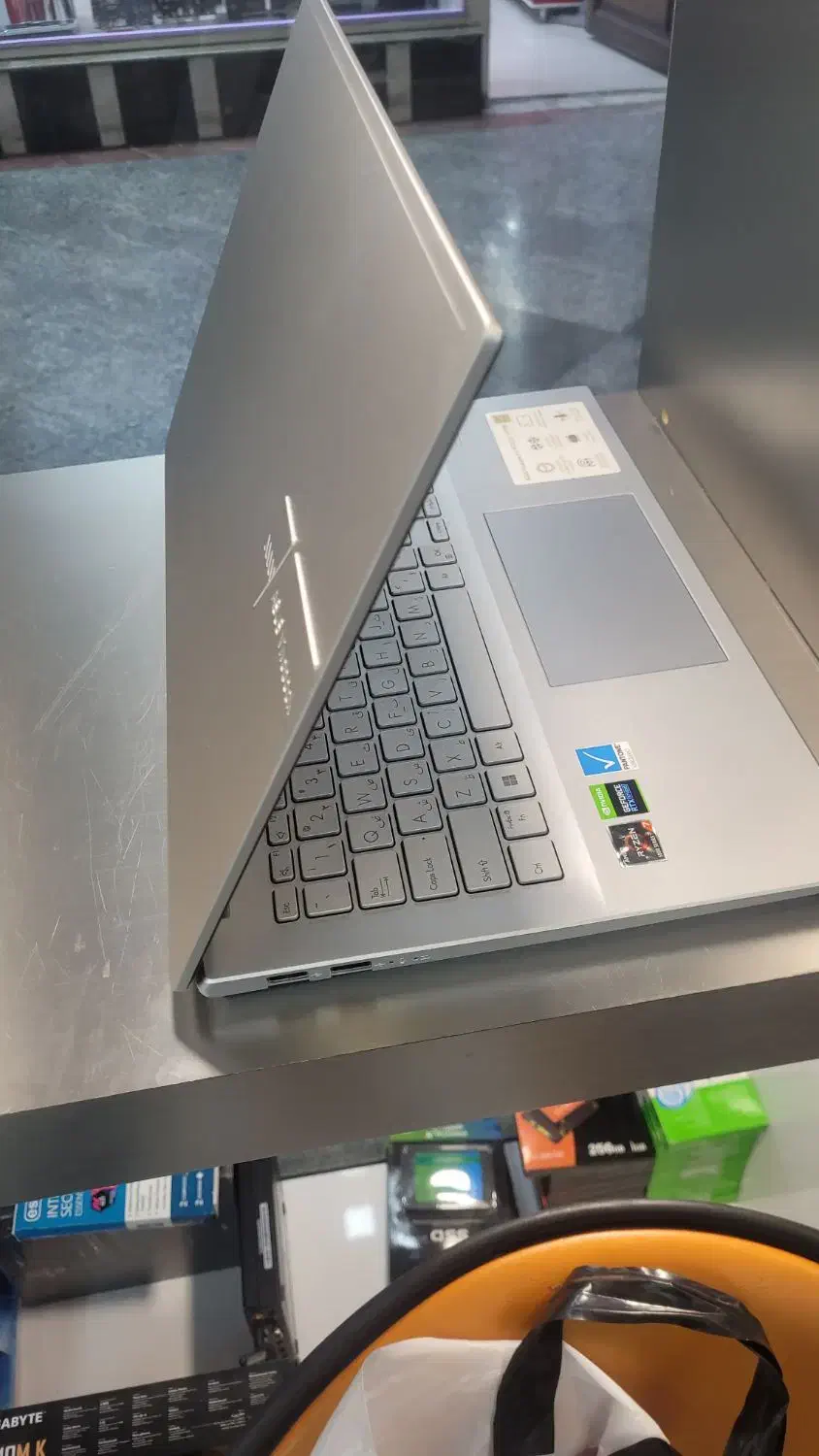 فروش انواع لپ تاپ های گیمینگ و طراحی و رتدر|رایانه همراه|تبریز, |دیوار