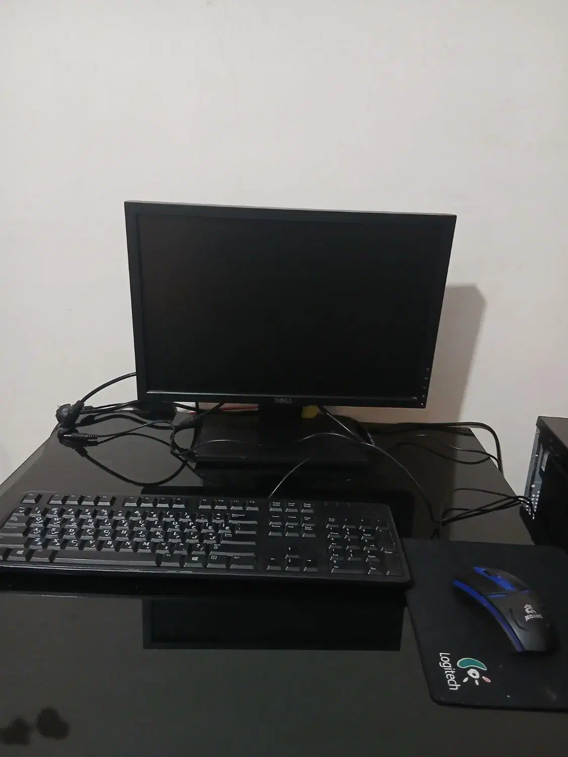 کامپیوتر خانگی|رایانه رومیزی|صدرا-فارس, فاز ۱|دیوار