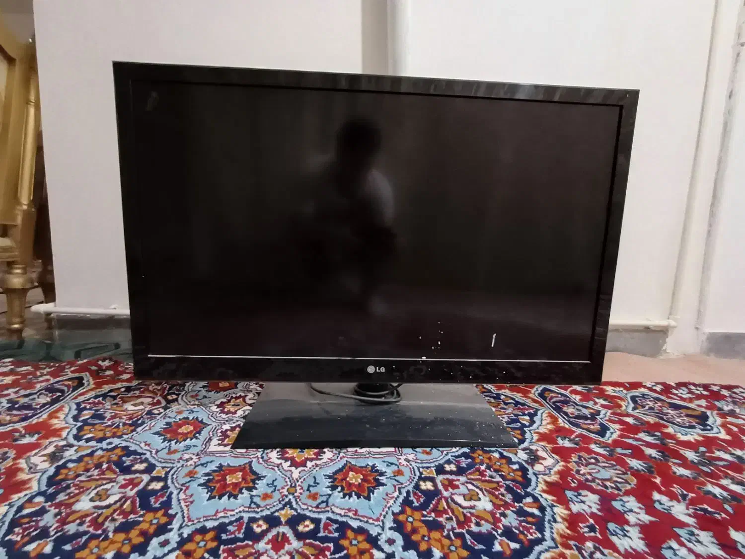 تلوزیون ال جی ۳۲ اینچ|تلویزیون و پروژکتور|مرند, |دیوار