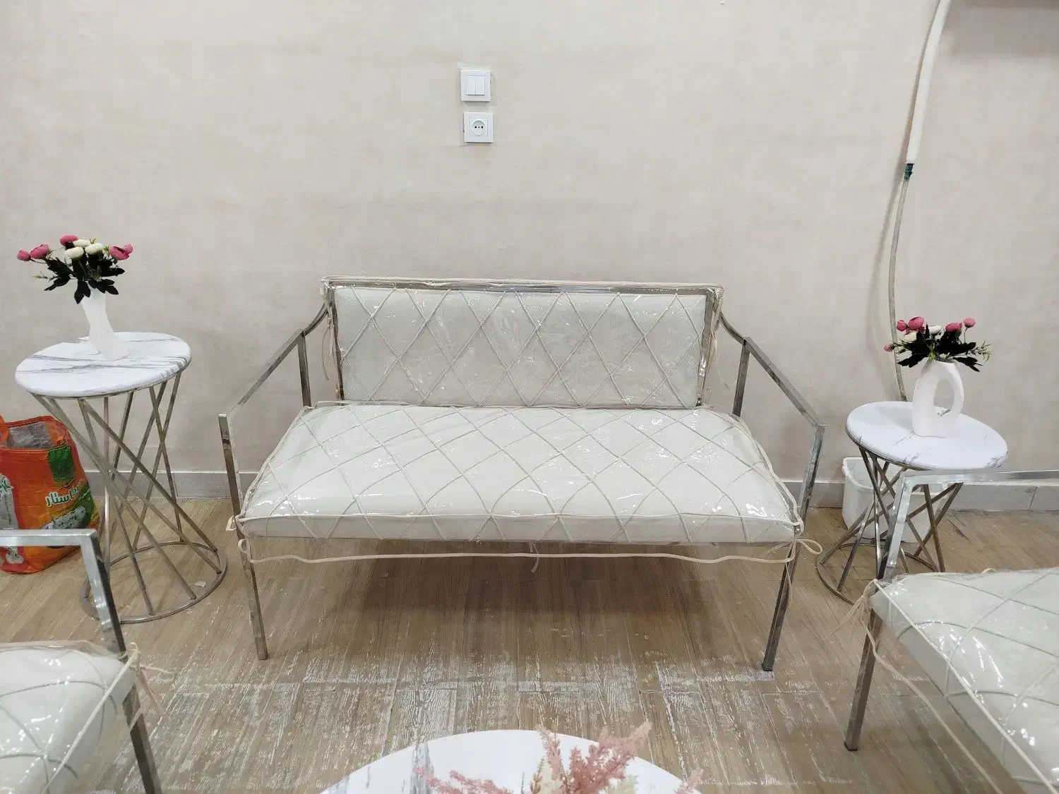 دوخت انواع کاور مبل و لوازم برقی|مبلمان خانگی و میز عسلی|شوش, |دیوار