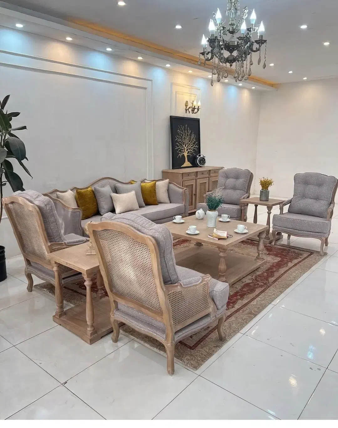 مبل کلاسیک الماس/شیک ترین دیزاین/مبلمان آنسل|مبلمان خانگی و میز عسلی|اردبیل, |دیوار