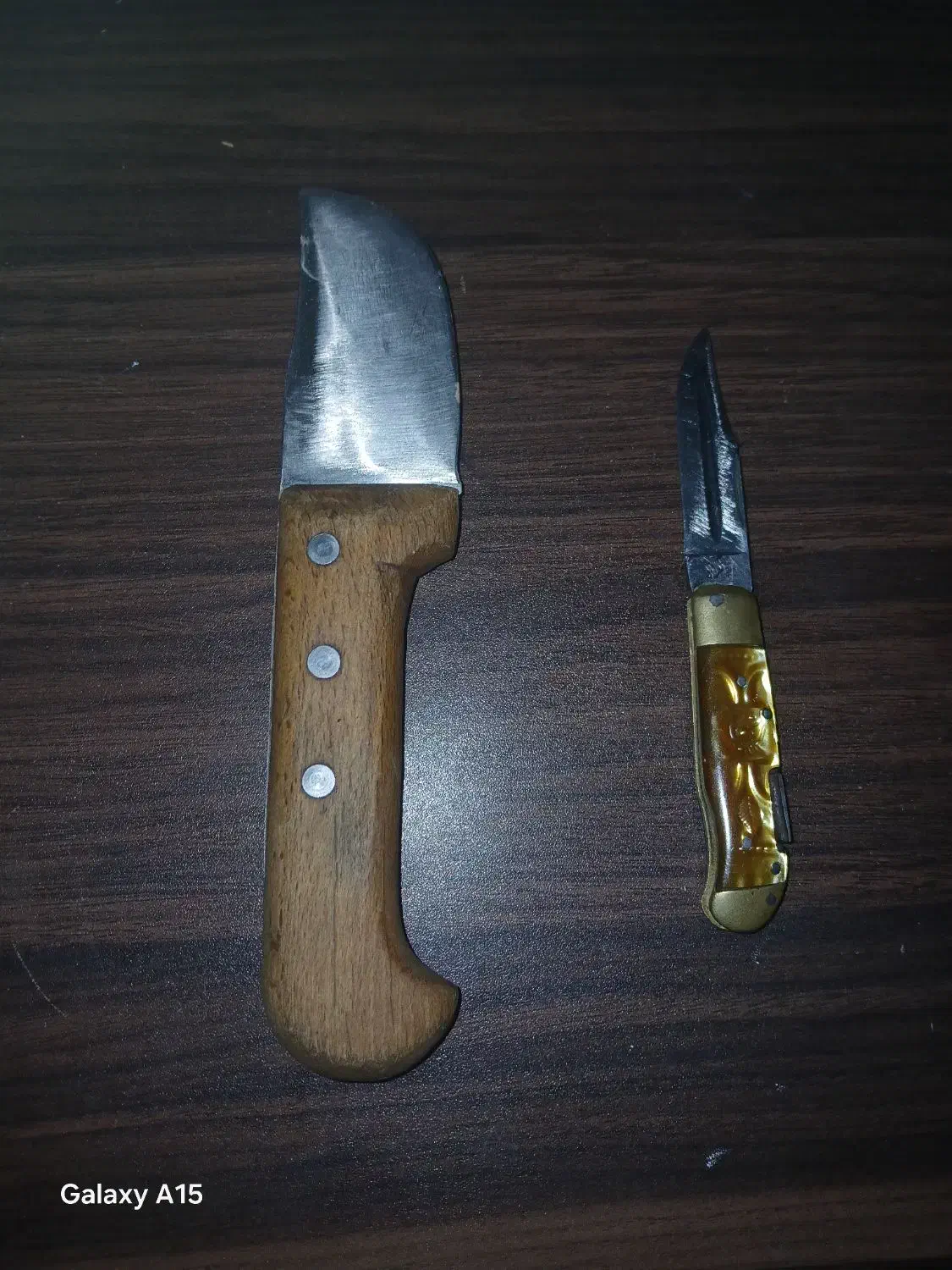 چاقو|کلکسیون و سرگرمی|هشتگرد, فاز ۷ مهستان|دیوار