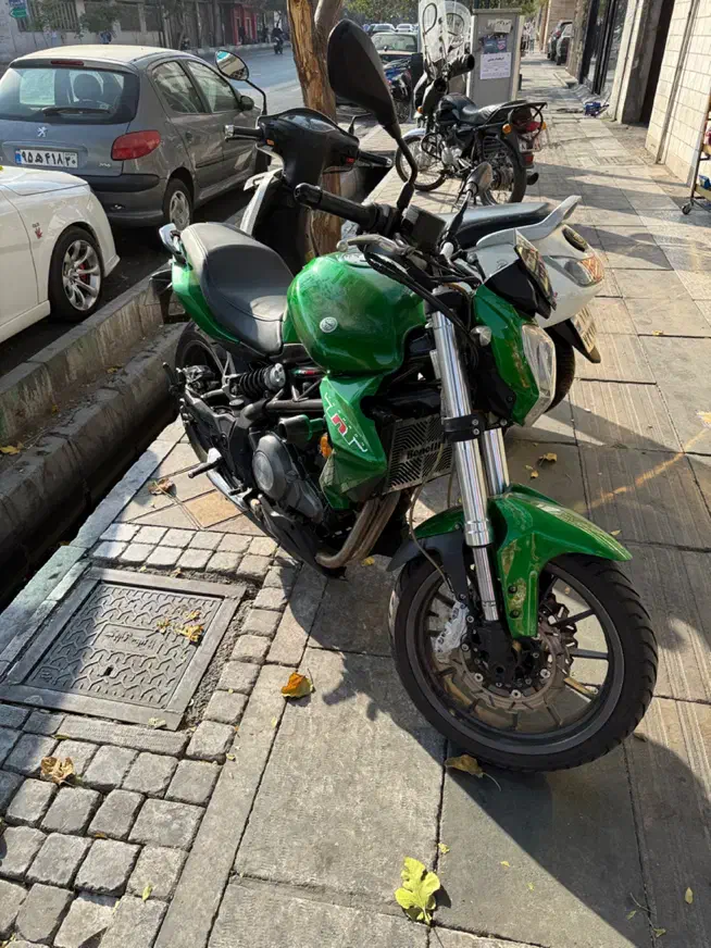 بنلی ۳۰۰ مدل ۱۳۹۶|موتورسیکلت|تهران, منیریه|دیوار