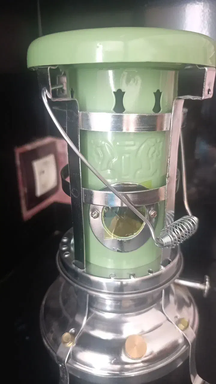 چراغ  نفتی منیاتوری۳۰سانت|صنایع دستی و سایر لوازم تزئینی|کوهدشت, |دیوار