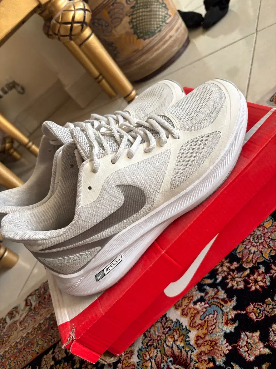 کتونی نایک گاید سفید|کیف، کفش، کمربند|تهران, شادآباد|دیوار