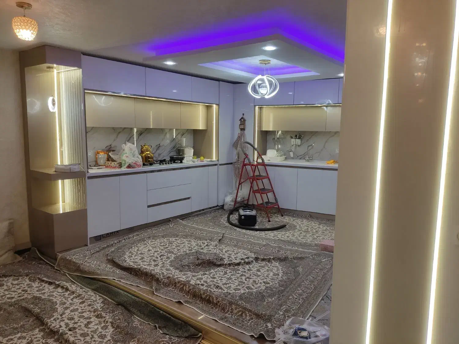 سیم کشی ساختمان|خدمات پیشه و مهارت|مرند, |دیوار