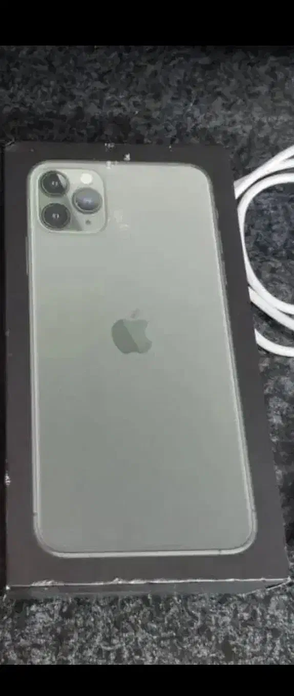 ایفون ۱۱ پرو مکس تک سیم کارت|موبایل|شیراز, زرهی|دیوار