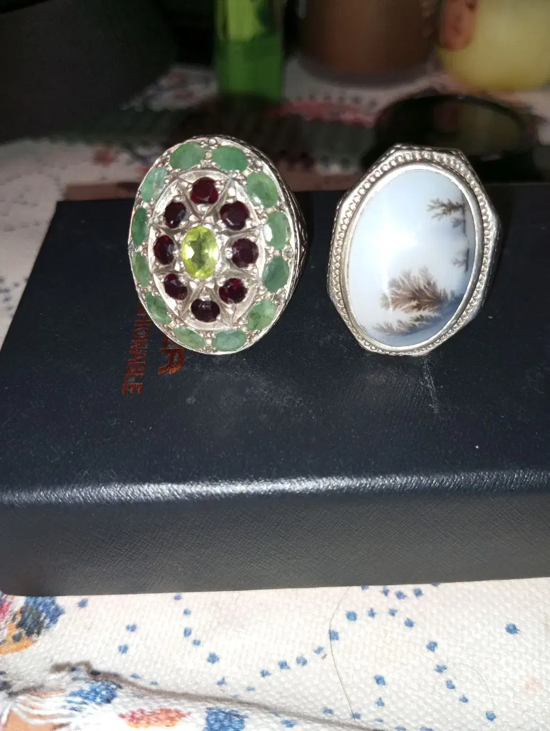 انگشتر|جواهرات|شاهینشهر, خانه کارگر|دیوار