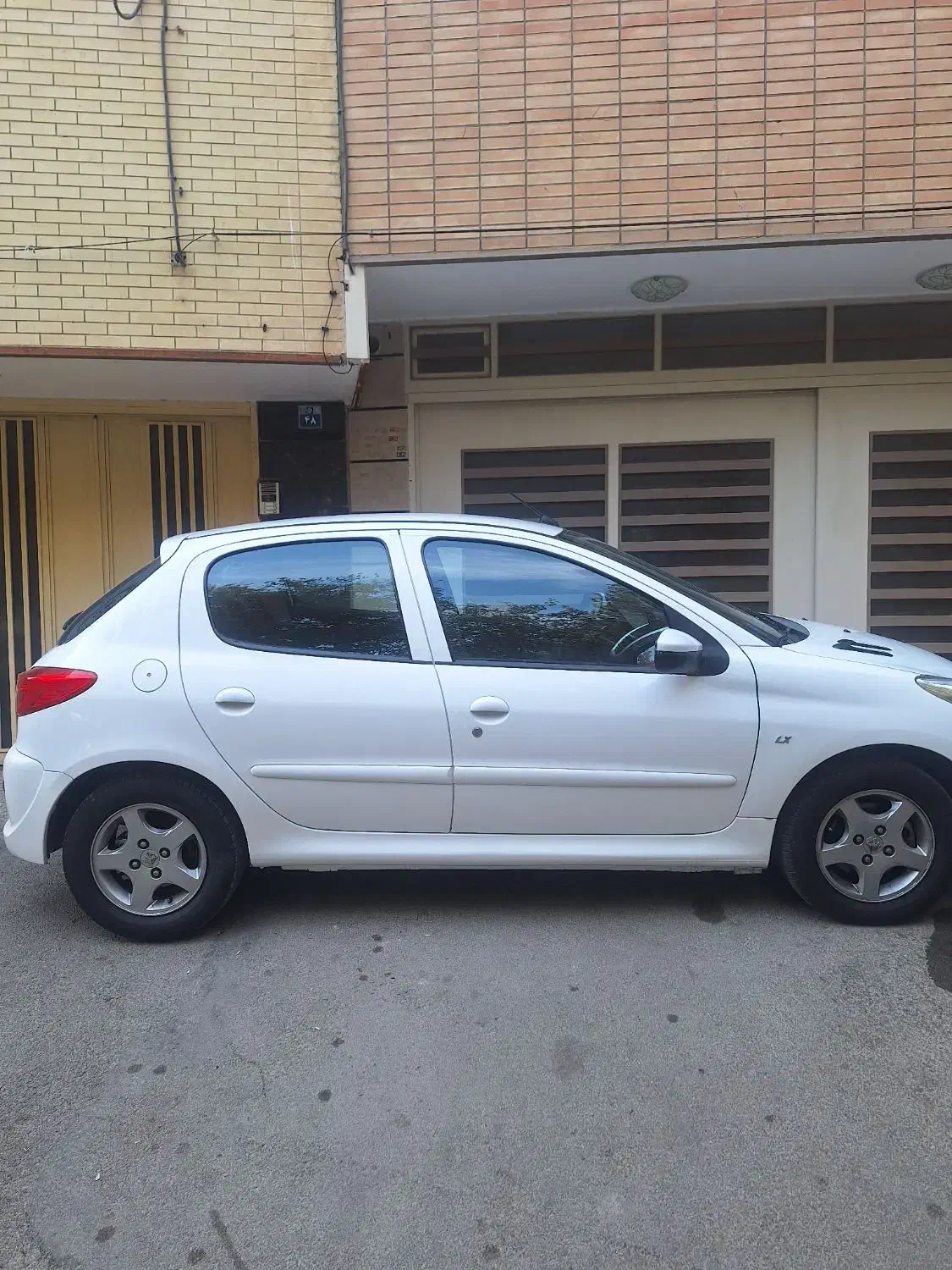 ۲۰۷|خودرو سواری و وانت|اصفهان, آبشار|دیوار