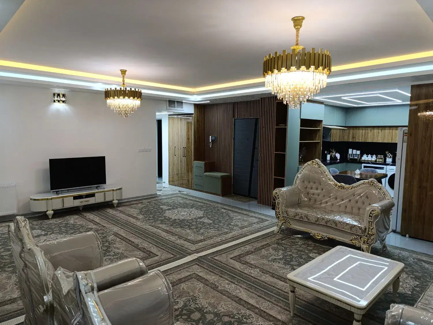 ویلایی یک طبقه نما رومی|فروش آپارتمان|شاهین‌شهر, گرگاب|دیوار