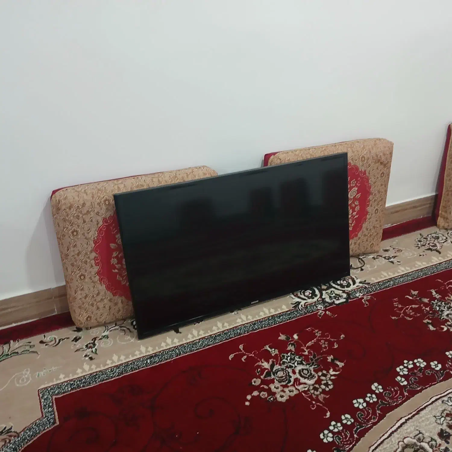 تلوزیون|تلویزیون و پروژکتور|خرمشهر, |دیوار