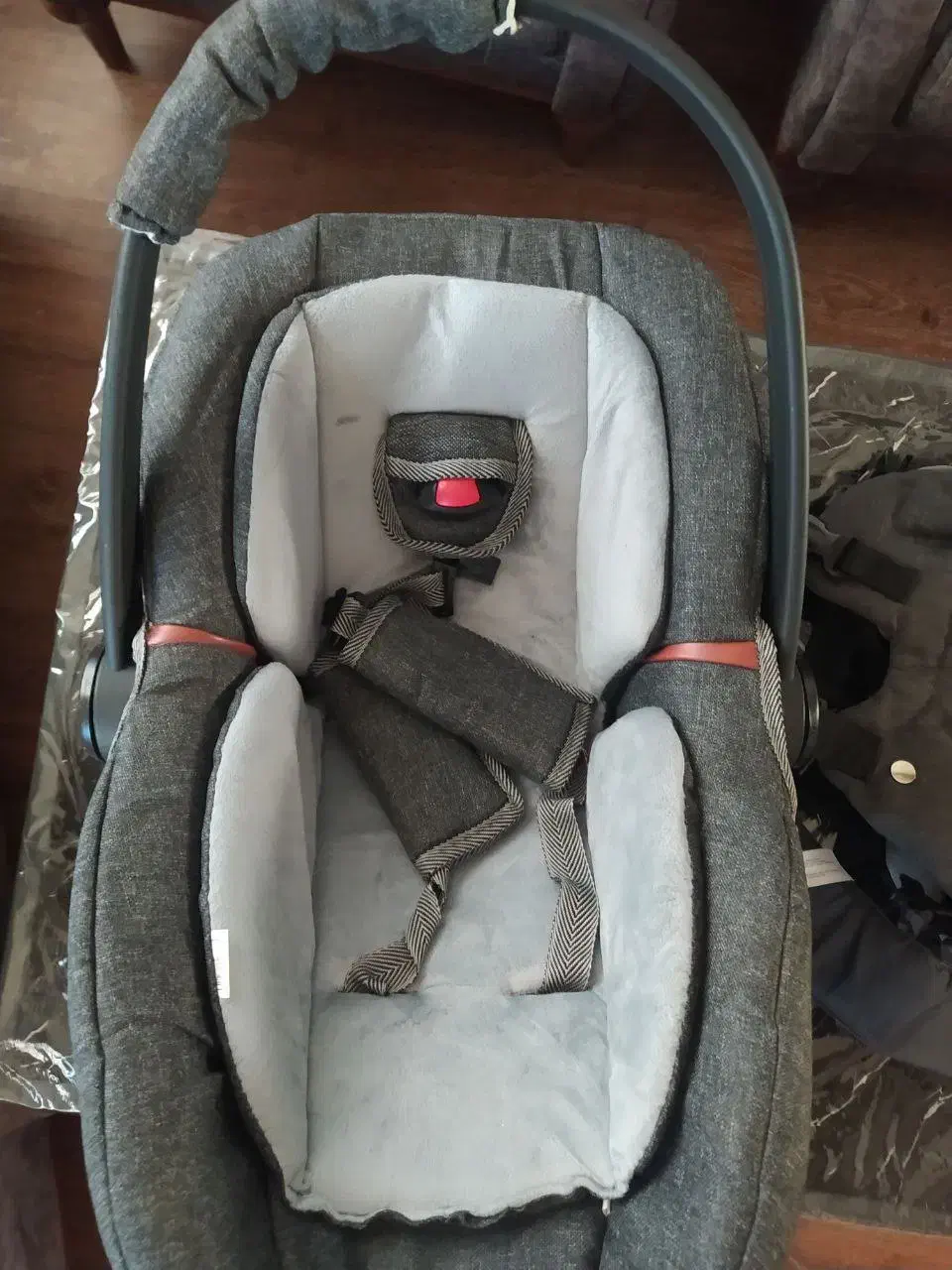 کریر|کالسکه و لوازم جانبی|لاهیجان, یوسف آباد|دیوار