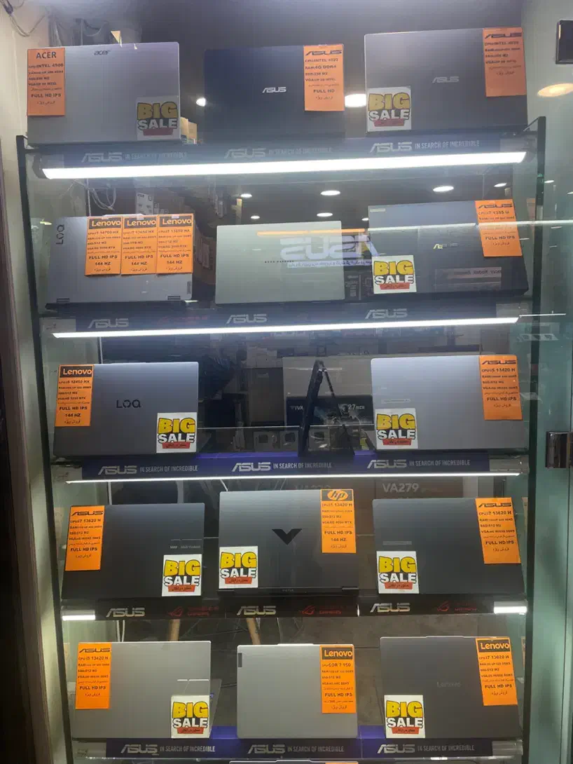 لپ تاپ|رایانه همراه|تهران, فلسطین (میدان انقلاب)|دیوار