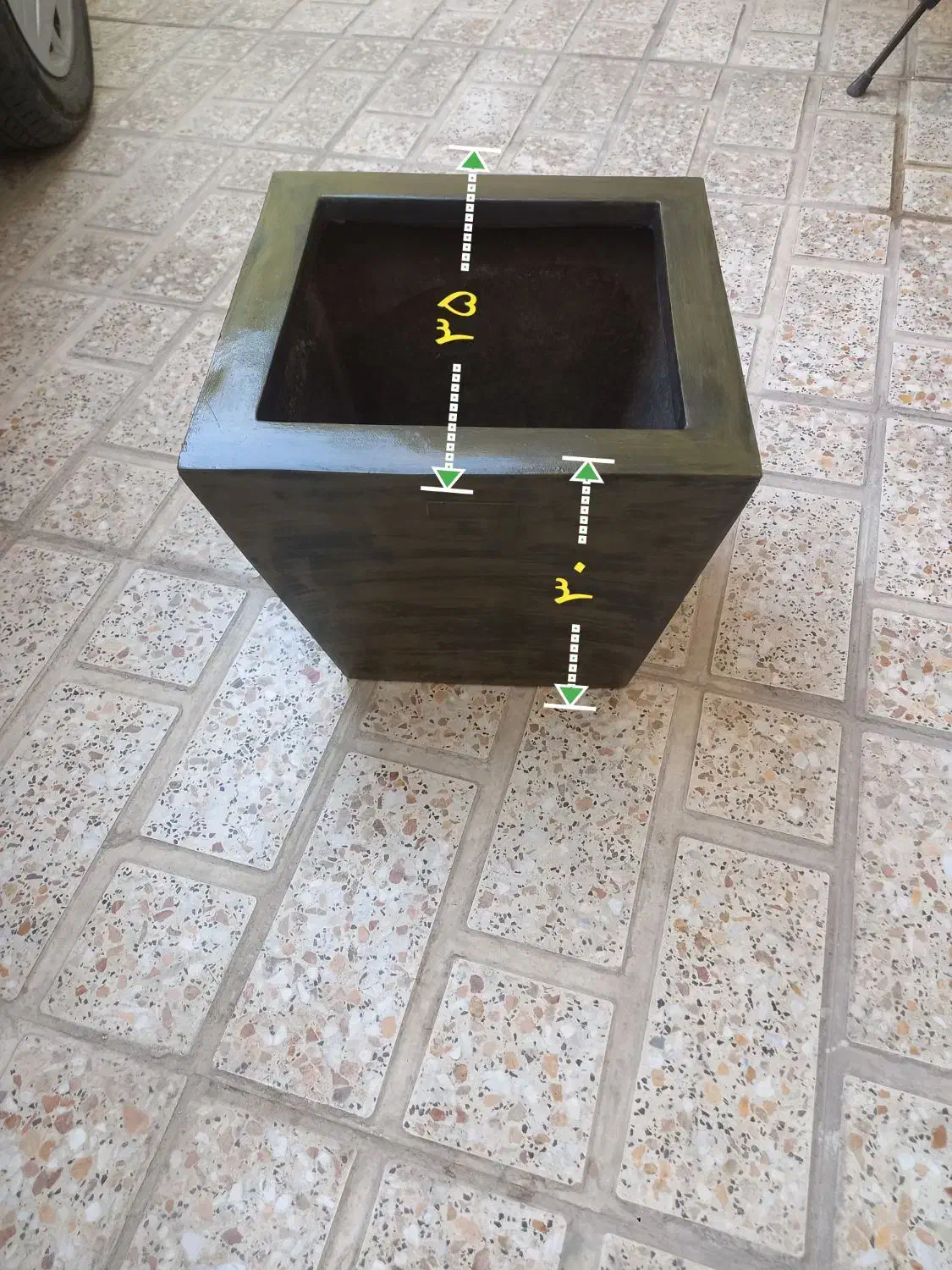 گلدان سفالی،فایبرگلاس،سرامیکی،پلاستیکی|گل و گیاه طبیعی|قدس, شهرقدس|دیوار