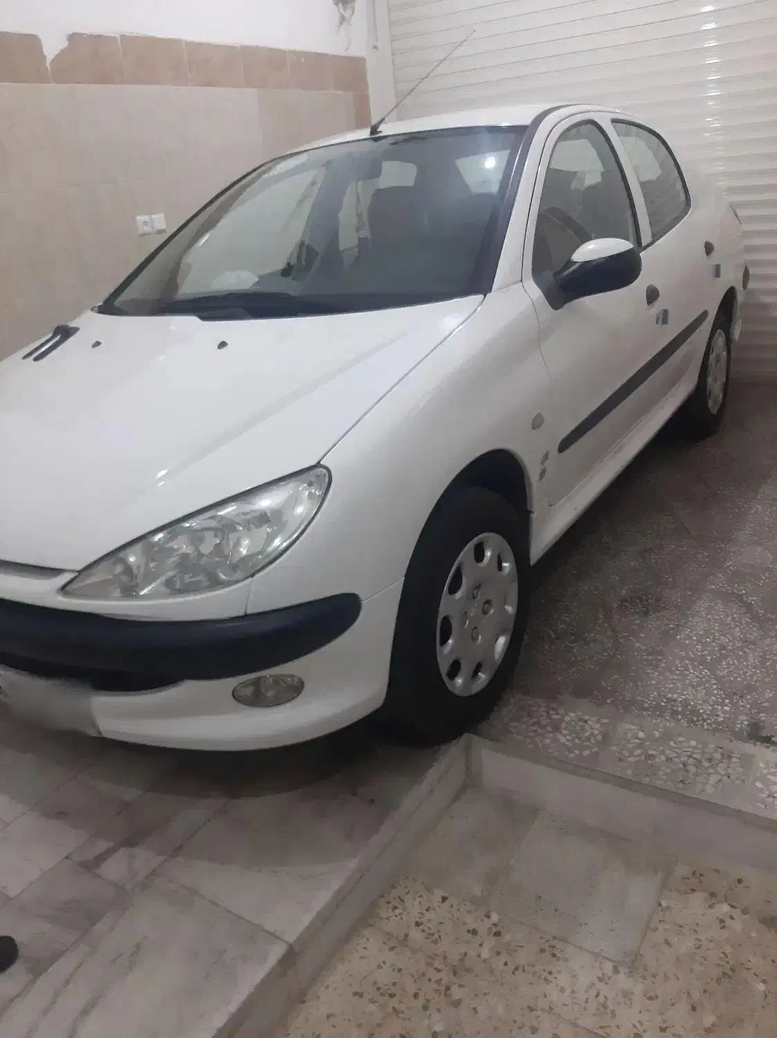 ۲۰۶صندوق دارSDموتورتویوفایو ۱۳/۵۰۰|خودرو سواری و وانت|قم, منبع آب|دیوار