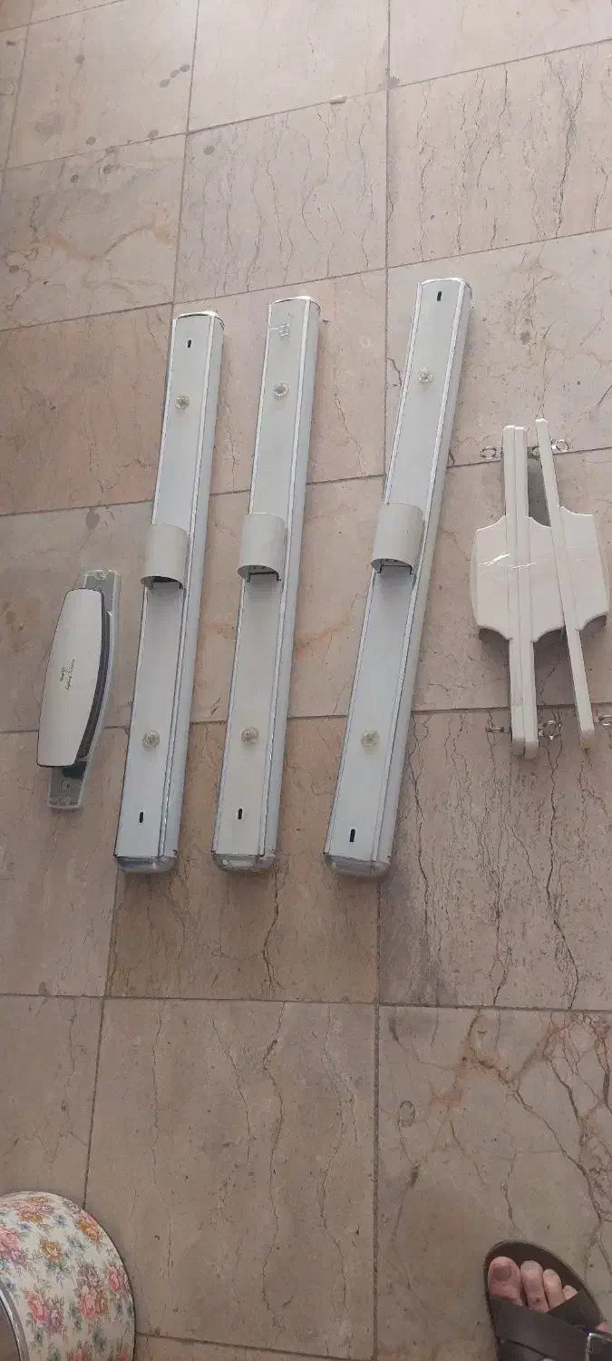 تعدادی قاب مهتابی دیواری|لامپ و چراغ|اصفهان, کوی گلزار|دیوار