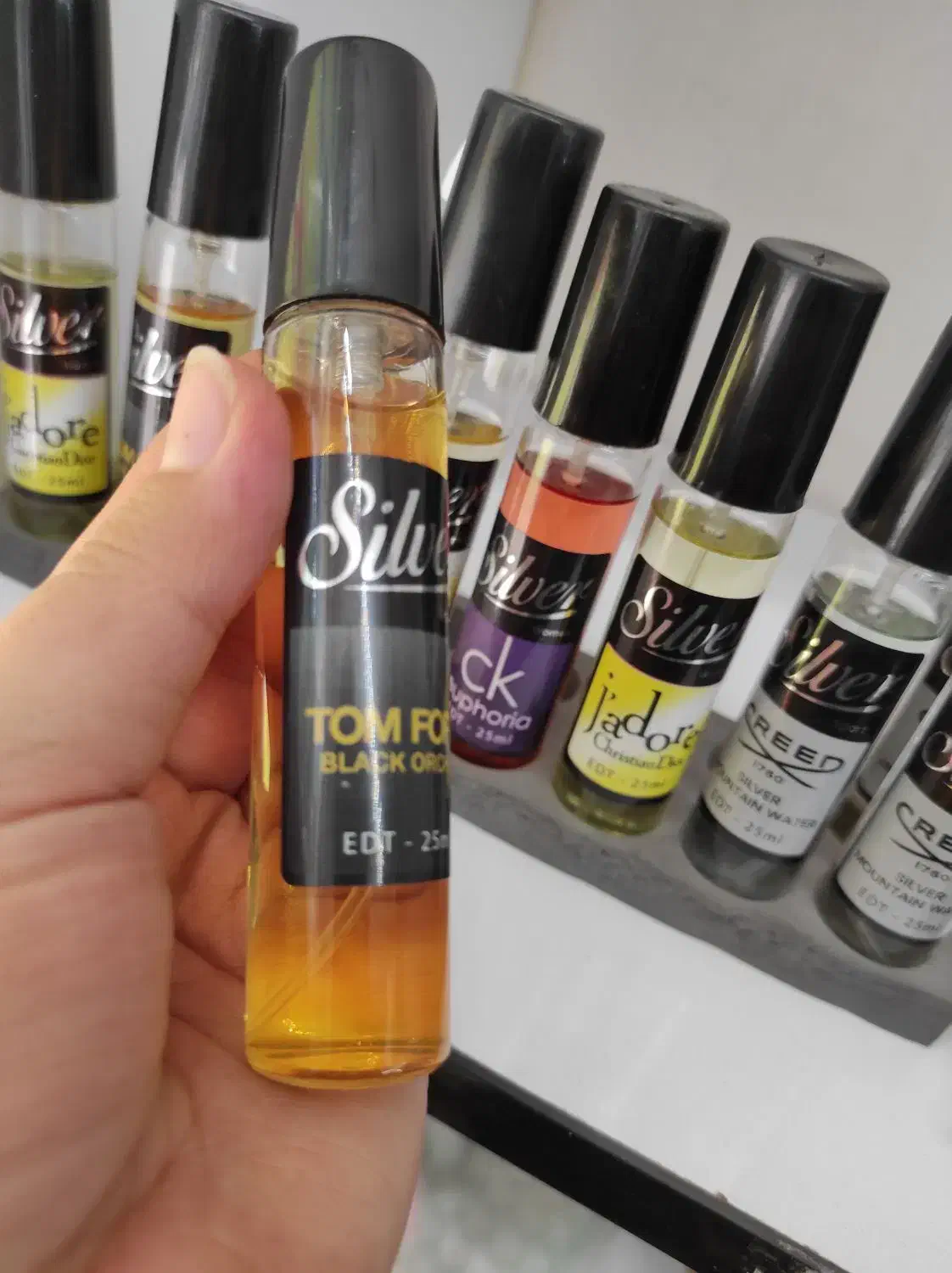 ادکلن خوش بو|آرایشی، بهداشتی، درمانی|رفسنجان, |دیوار