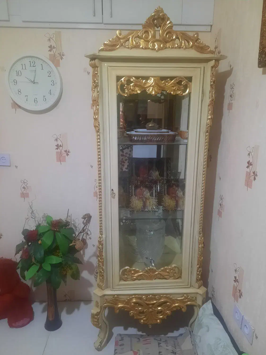 گنجه دوطبقه شیک سالم بدون شکستگی|بوفه، ویترین، کنسول|مشهد, موسوی قوچانی|دیوار