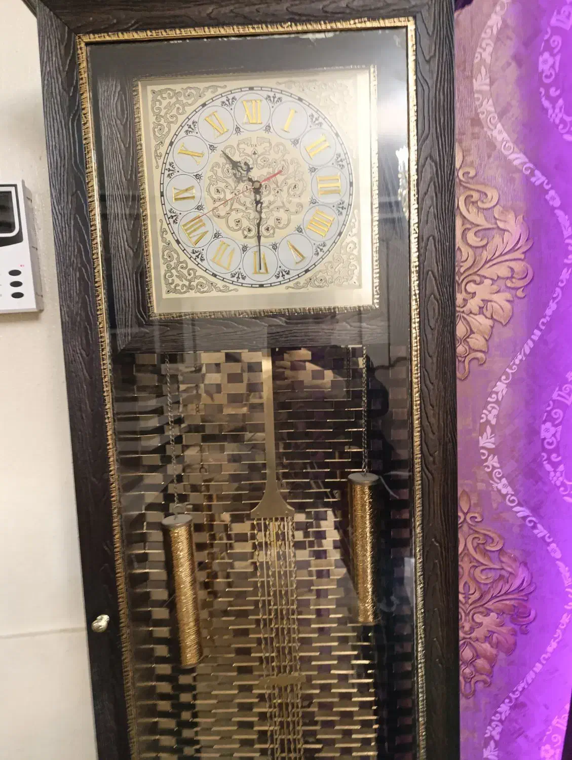 ساعت ایستاده|ساعت دیواری و تزئینی|شاهین‌شهر, خانه کارگر|دیوار