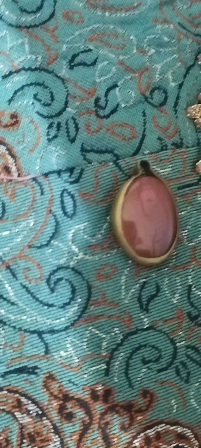 عقیق اصل قدیمی گردنبند دست ساز|جواهرات|قم, شهرک فاطمیه|دیوار